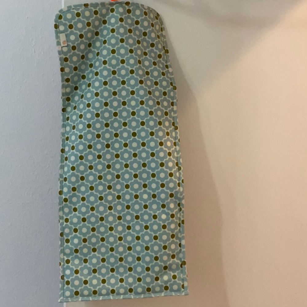 EUC Orla Kiel Hanging Toiletries Bag